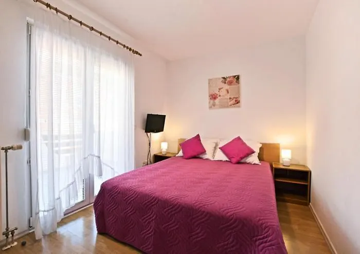Vesna 343 Poreč