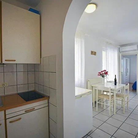 Appartement Vesna 343 *